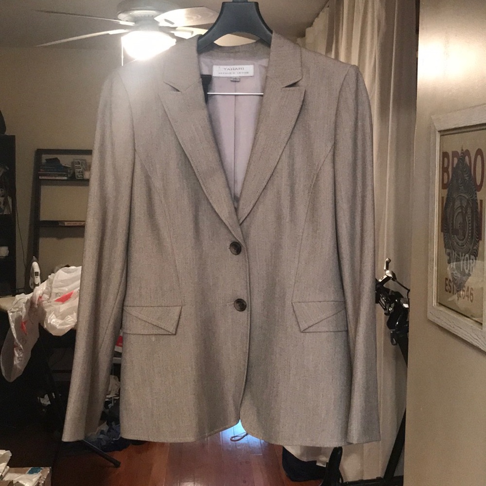 Woman Pant Suit